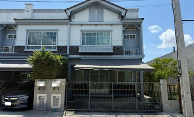 For sale 3 bed townhouse in Bang Phli, Samut Prakan