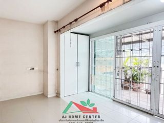 For sale 3 bed townhouse in Pak Kret, Nonthaburi