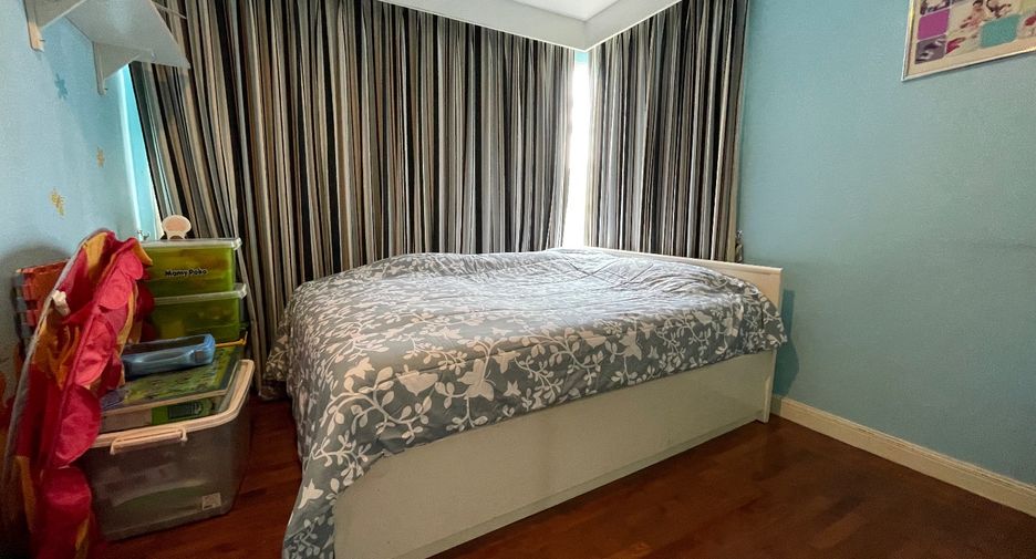 For sale 2 bedrooms condo in Yan Nawa, Bangkok