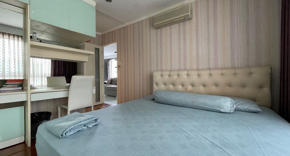 For sale 2 bedrooms condo in Yan Nawa, Bangkok