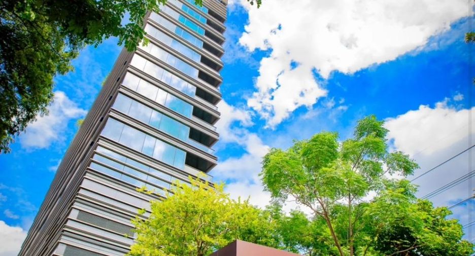 For rent and for sale 2 bedrooms condo in Pathum Wan, Bangkok