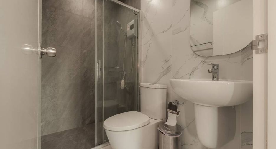 For sale 3 bedrooms townhouse in Bang Phli, Samut Prakan