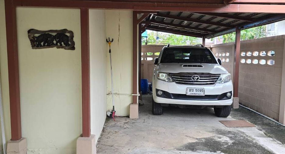Haus zum Kauf mit 3 Zimmer in Sai Mai, Bangkok