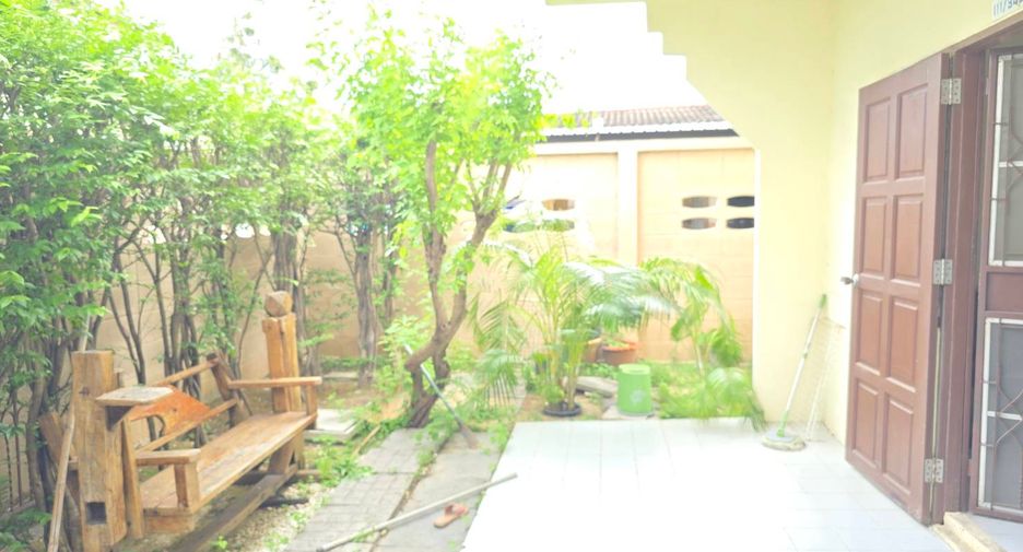 Haus zum Kauf mit 3 Zimmer in Sai Mai, Bangkok