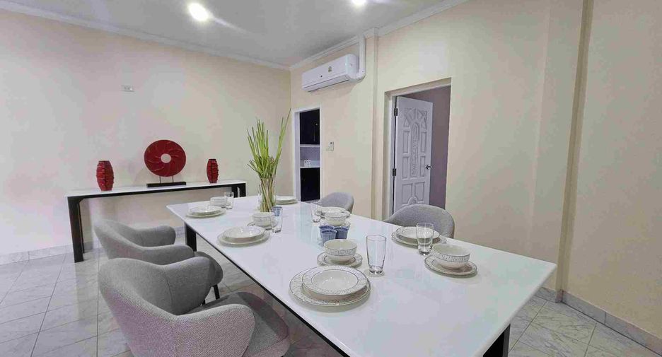 For rent and for sale 3 bedrooms house in Bang Lamung, Chonburi