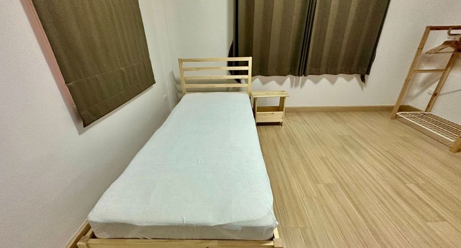 For rent 3 bedrooms house in Si Racha, Chonburi