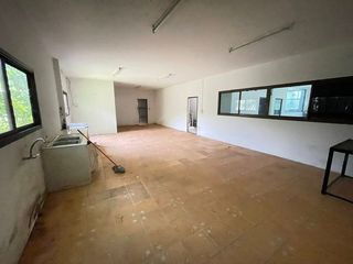 For rent 4 bed warehouse in Mueang Nonthaburi, Nonthaburi