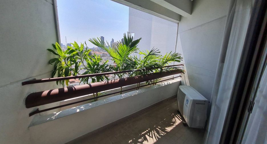 Apartment zur Miete mit 3 Zimmer in Bang Rak, Bangkok