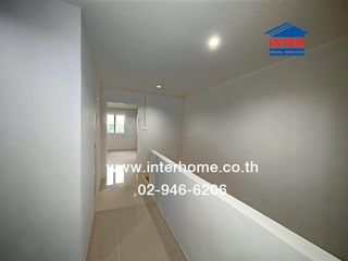 For sale 3 bed retail Space in Nakhon Chai Si, Nakhon Pathom