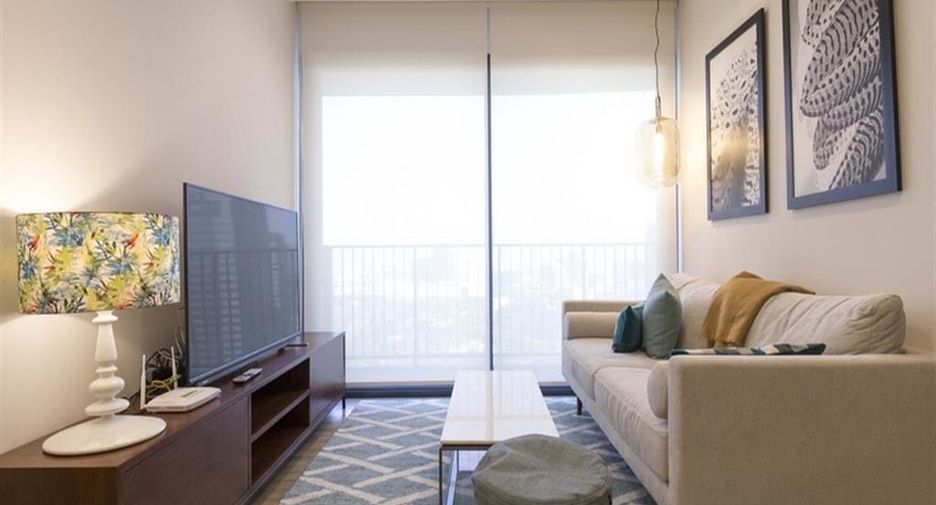 For rent 3 bedrooms condo in Chatuchak, Bangkok