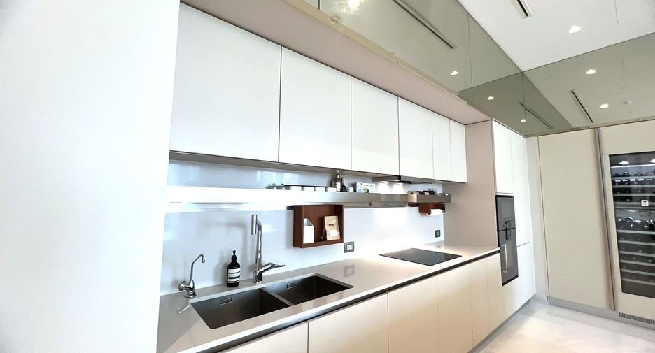 Wohnung zum Kauf mit 4 Zimmer in Pathum Wan, Bangkok