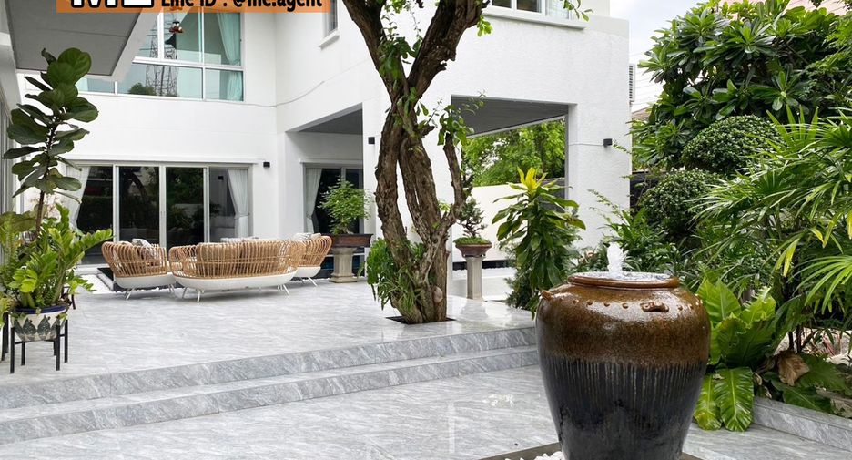 Haus zur Miete und zum Kauf mit 5 Zimmer in Suan Luang, Bangkok