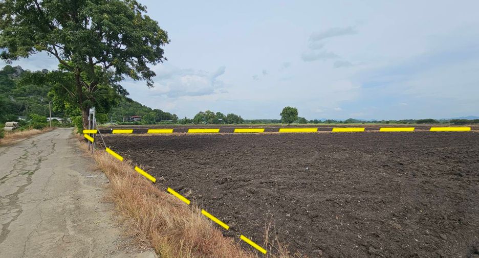 For sale land in Mueang Lop Buri, Lopburi