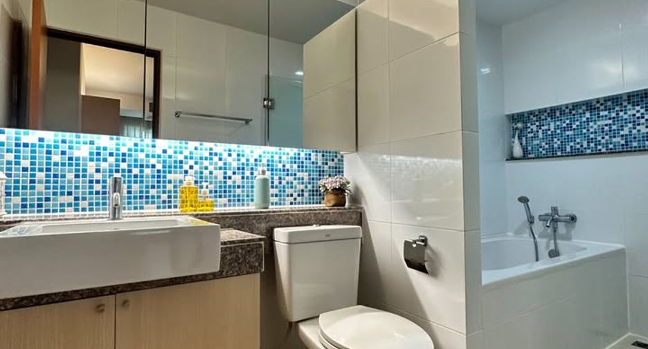 Wohnung zur Miete mit 2 Zimmer in Phra Khanong, Bangkok