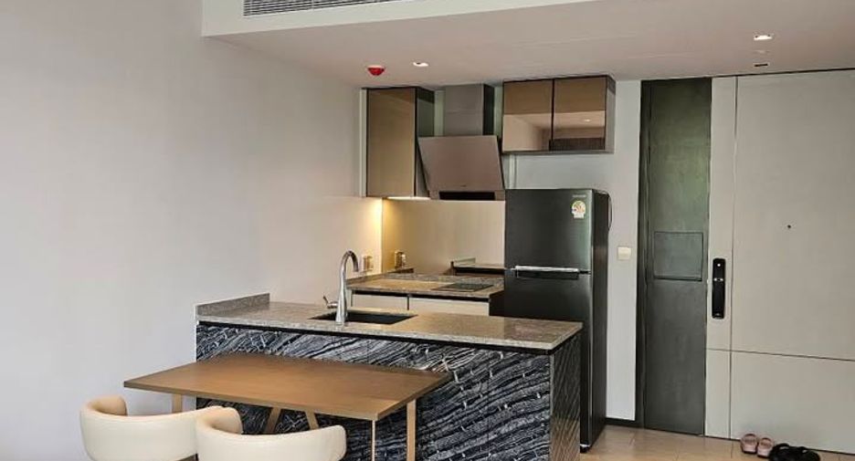 For rent 1 bed condo in Watthana, Bangkok