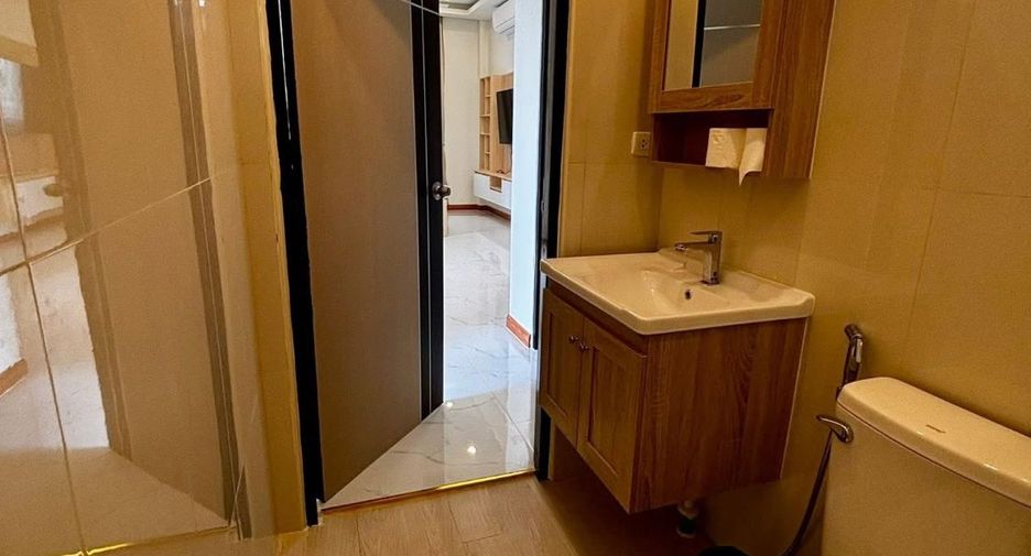À vendre 2 chambres maison à Bang Lamung, Chonburi