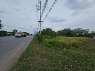 For rent land in Mueang Lop Buri, Lopburi