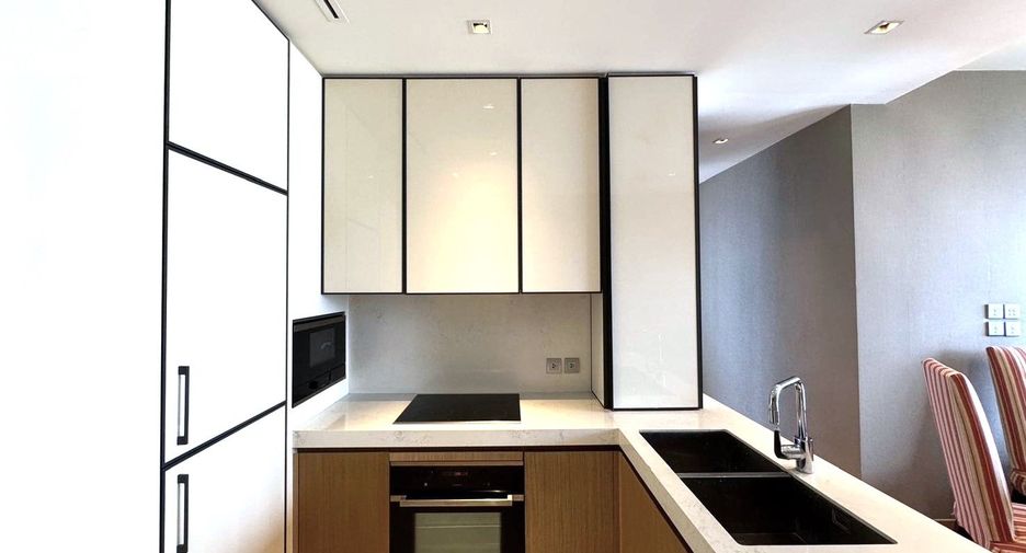Condo en alquiler de 2 habitaciones en Khlong Toei, Bangkok