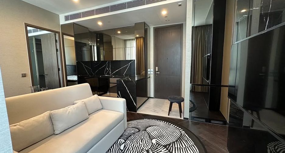 For rent 1 bed condo in Khlong Toei, Bangkok