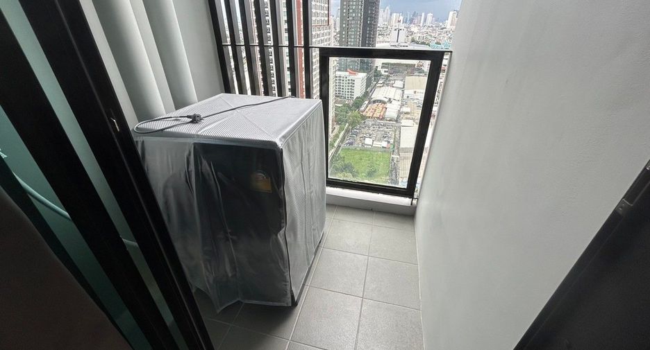 For rent 2 bedrooms condo in Chom Thong, Bangkok