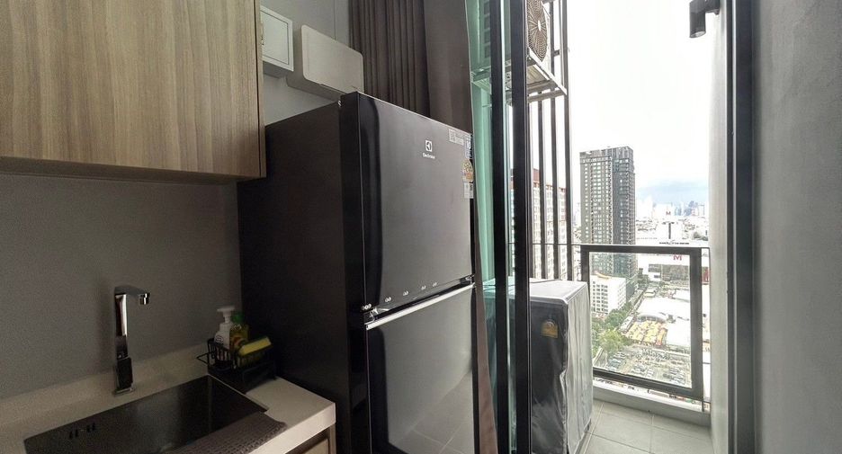 For rent 2 bedrooms condo in Chom Thong, Bangkok
