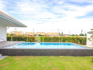 Villa zum Kauf mit 3 Zimmer in Hua Hin, Prachuap Khiri Khan