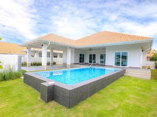 Villa zum Kauf mit 3 Zimmer in Hua Hin, Prachuap Khiri Khan
