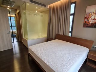 For rent 2 bedrooms house in Khlong Toei, Bangkok