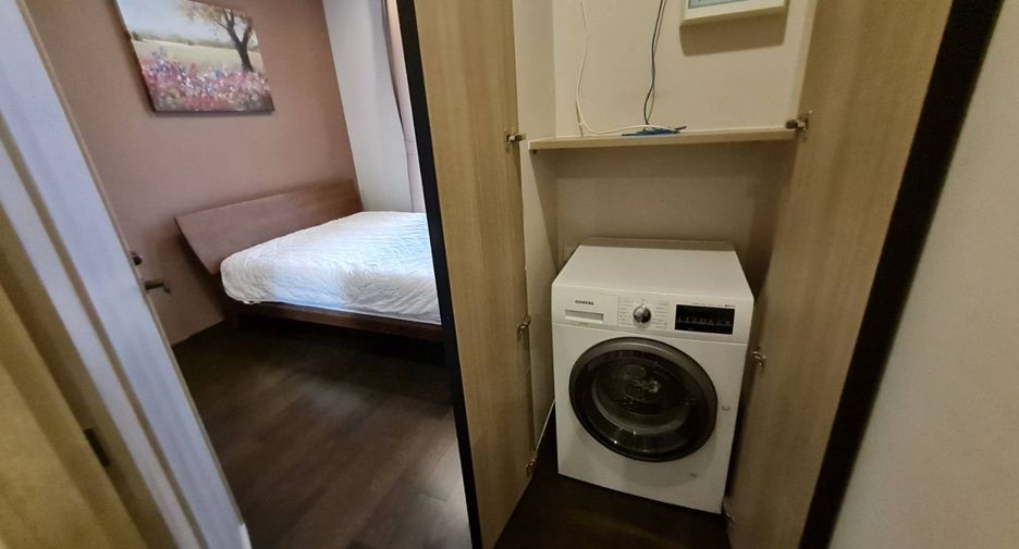 For rent 2 bedrooms house in Khlong Toei, Bangkok