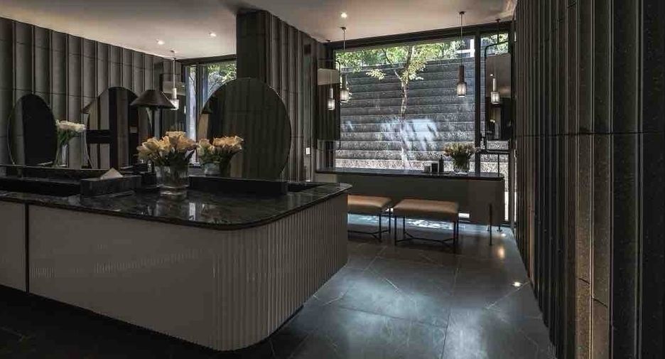 For rent and for sale 1 bed condo in Watthana, Bangkok