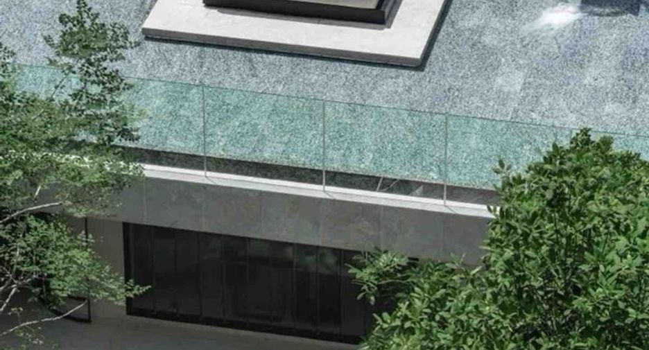 For rent and for sale 1 bed condo in Watthana, Bangkok