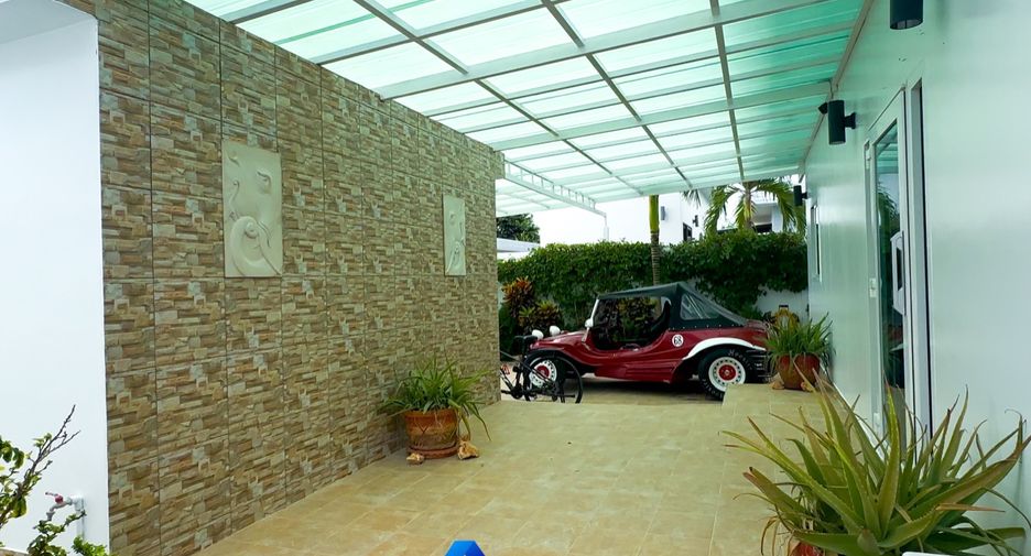 For sale 3 bedrooms villa in Hua Hin, Prachuap Khiri Khan