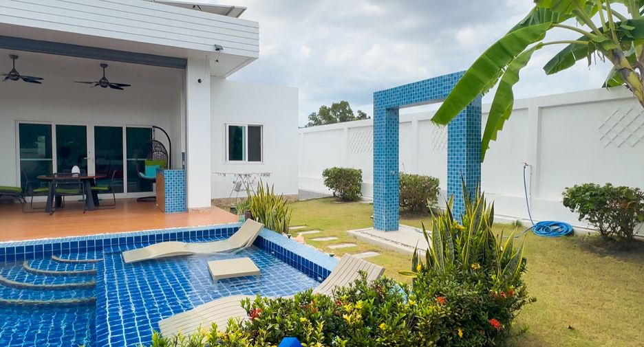 For sale 3 bedrooms villa in Hua Hin, Prachuap Khiri Khan