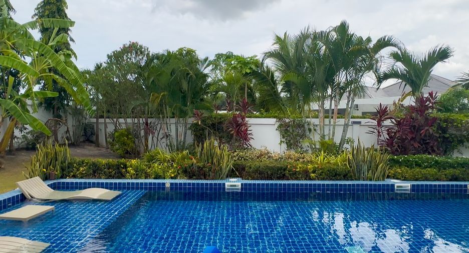 For sale 3 bedrooms villa in Hua Hin, Prachuap Khiri Khan