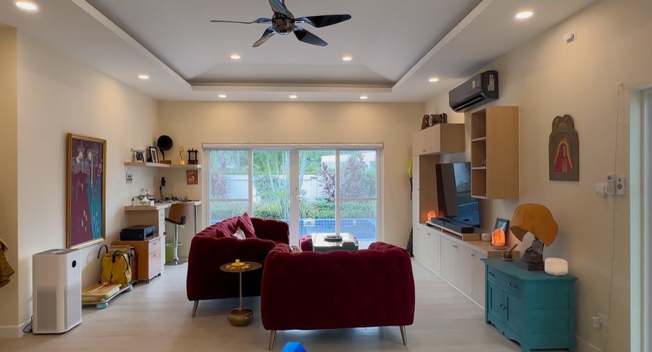For sale 3 bedrooms villa in Hua Hin, Prachuap Khiri Khan