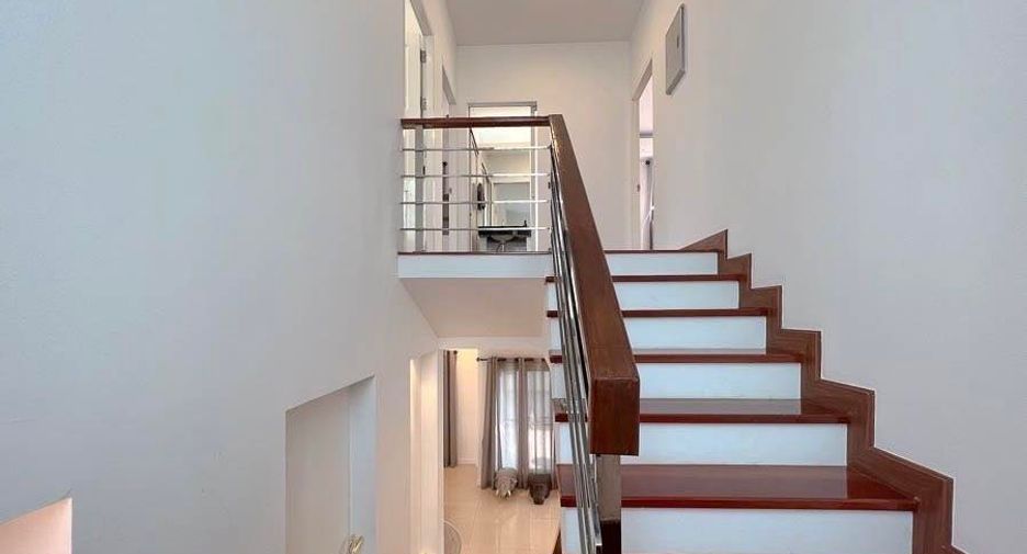 Villa zum Kauf mit 5 Zimmer in San Sai, Chiang Mai