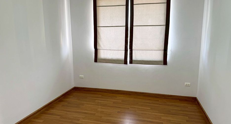 For sale 3 bedrooms house in Thanyaburi, Pathum Thani