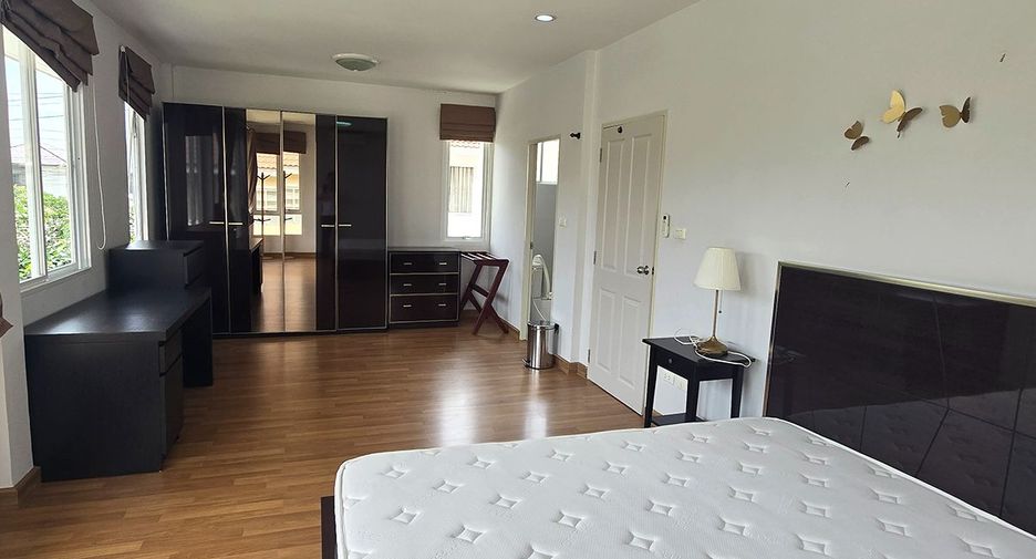 For sale 3 bedrooms house in Thanyaburi, Pathum Thani