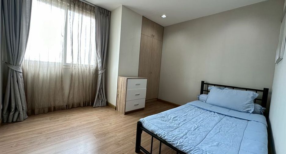 À louer et à vendre 2 chambres condo à Si Racha, Chonburi