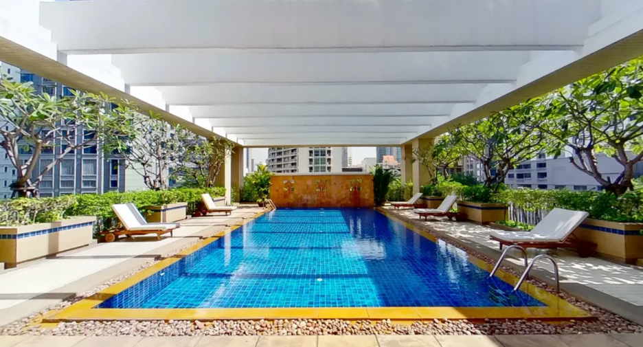 For sale 3 bedrooms condo in Pathum Wan, Bangkok