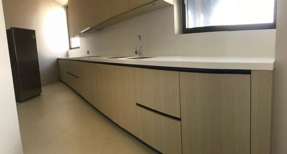 Condo en alquiler y en venta de 3 habitaciones en Sichon, Nakhon Si Thammarat