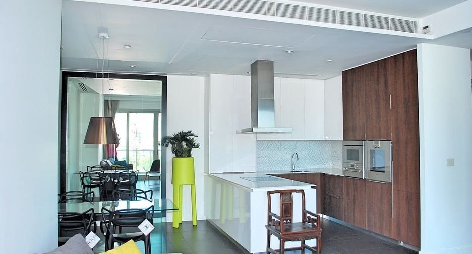 For rent 2 ベッドルーム condo in Pathum Wan, Bangkok