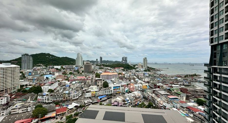 For rent and for sale 2 bedrooms condo in Si Racha, Chonburi