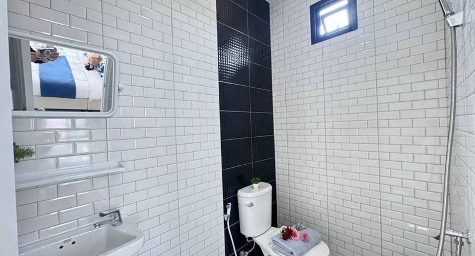 For sale 3 bedrooms townhouse in Bang Lamung, Chonburi
