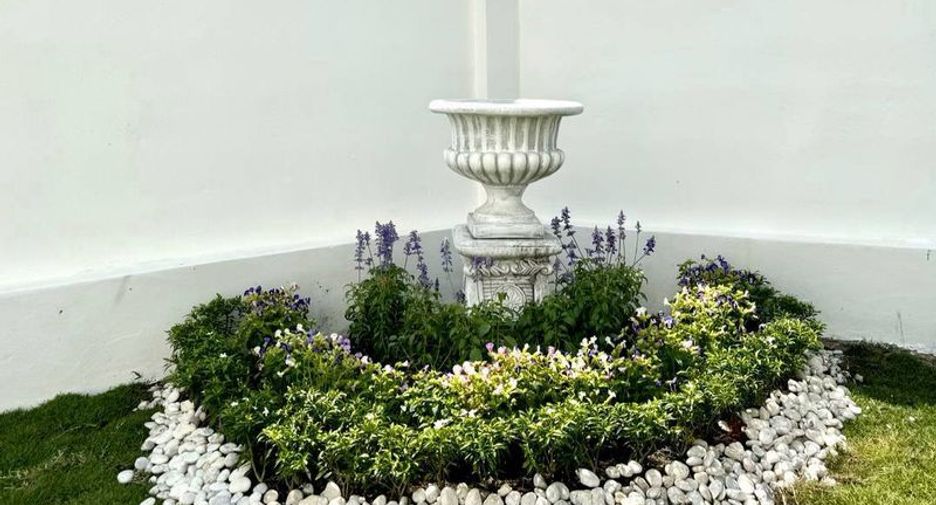 For sale 3 bedrooms townhouse in Bang Lamung, Chonburi