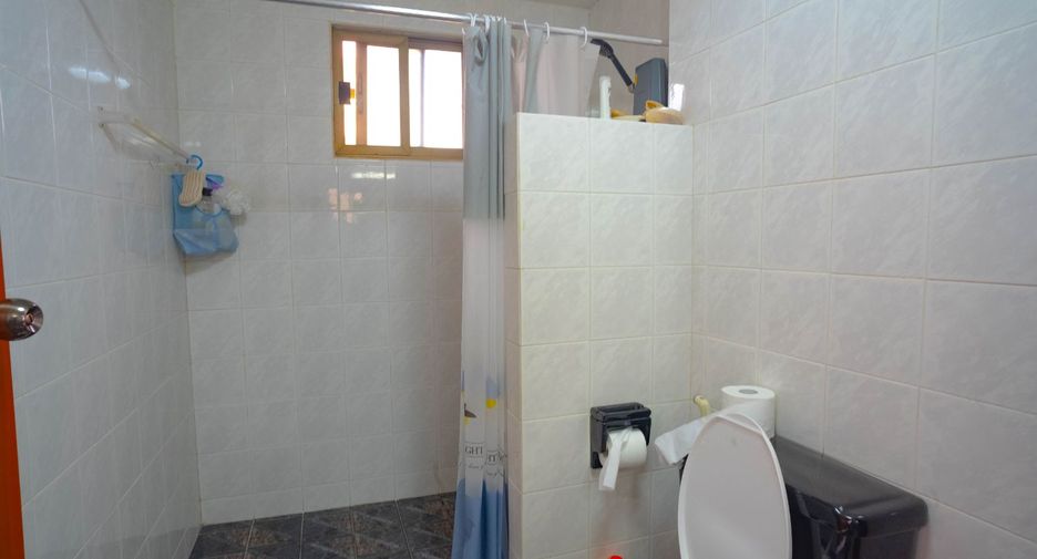 For sale 4 bedrooms condo in Klaeng, Rayong