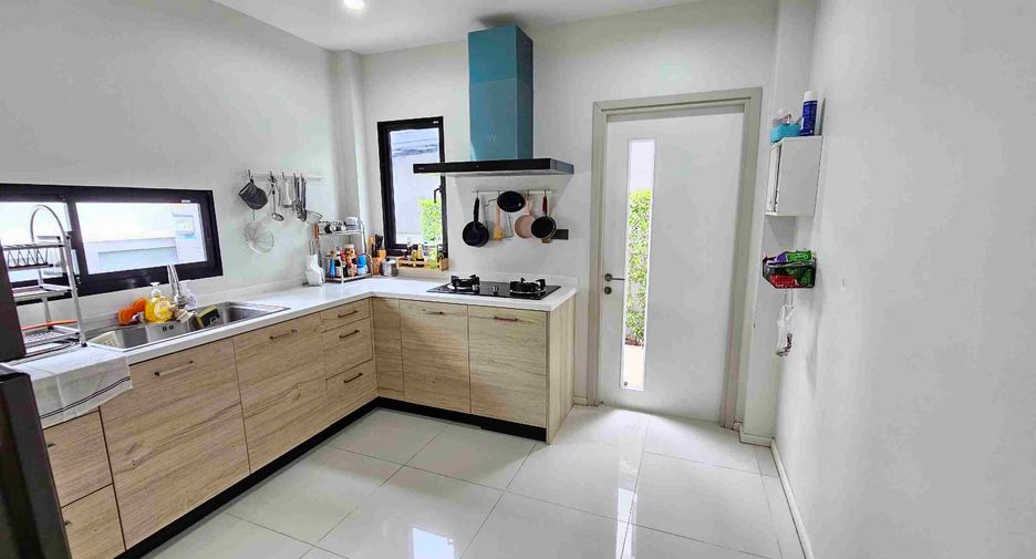 出售 4 卧室 独立屋 在 Ban Chang, Rayong