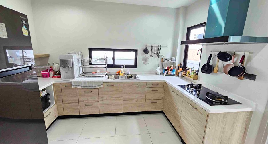 出售 4 卧室 独立屋 在 Ban Chang, Rayong