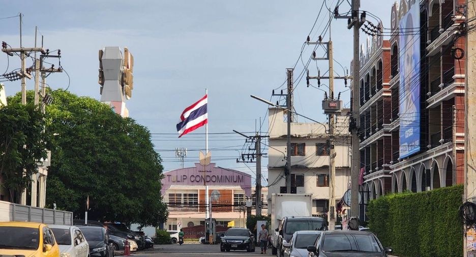 For sale 1 bed condo in Krathum Baen, Samut Sakhon