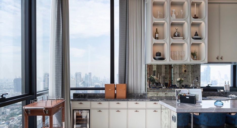 Wohnung zum Kauf mit 3 Zimmer in Khlong Toei, Bangkok